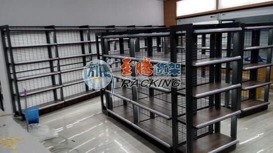 機(jī)場便利店